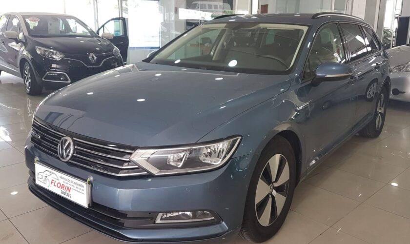 Volkswagen Passat Blue Motion Familiar 1.6 TDI – 120 CV Año 2016