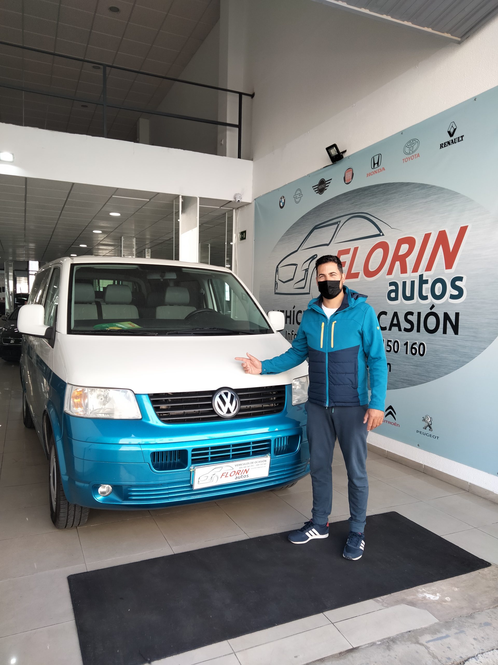 Volkswagen Transporter T5, (1.9 Tdi - 102 CV, Año 2007)